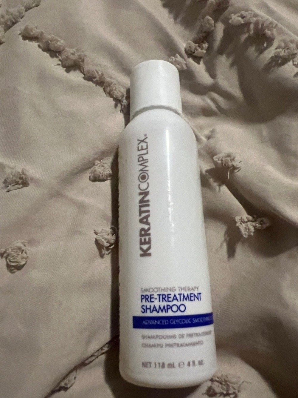 Pre-Treatment Shampoo - White - Picture 1 of 3